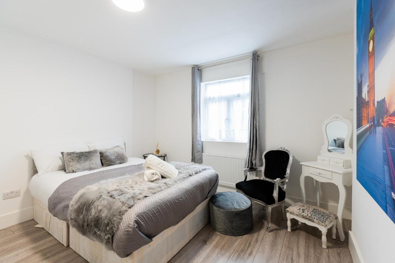 Large Studio Apartment 30 Mins To Oxford Street Londres Exterior foto
